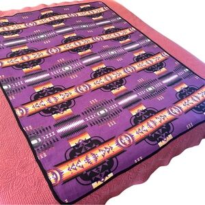 Aztec Design Fleece Blanket EUC